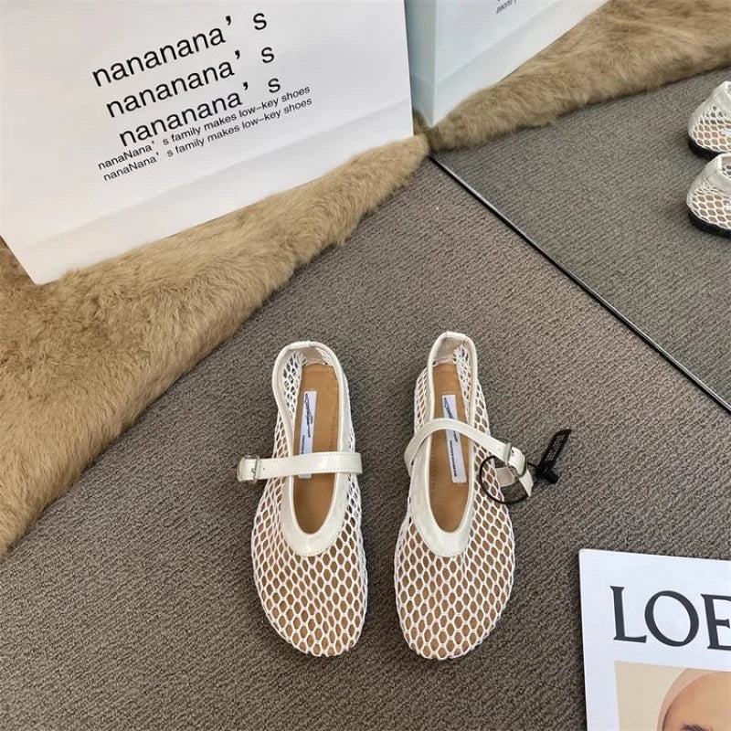 2025 Nieuwe platte balletschoenen voor dames met holle mesh - Casual mode Veelzijdige ademende visnetsandalen