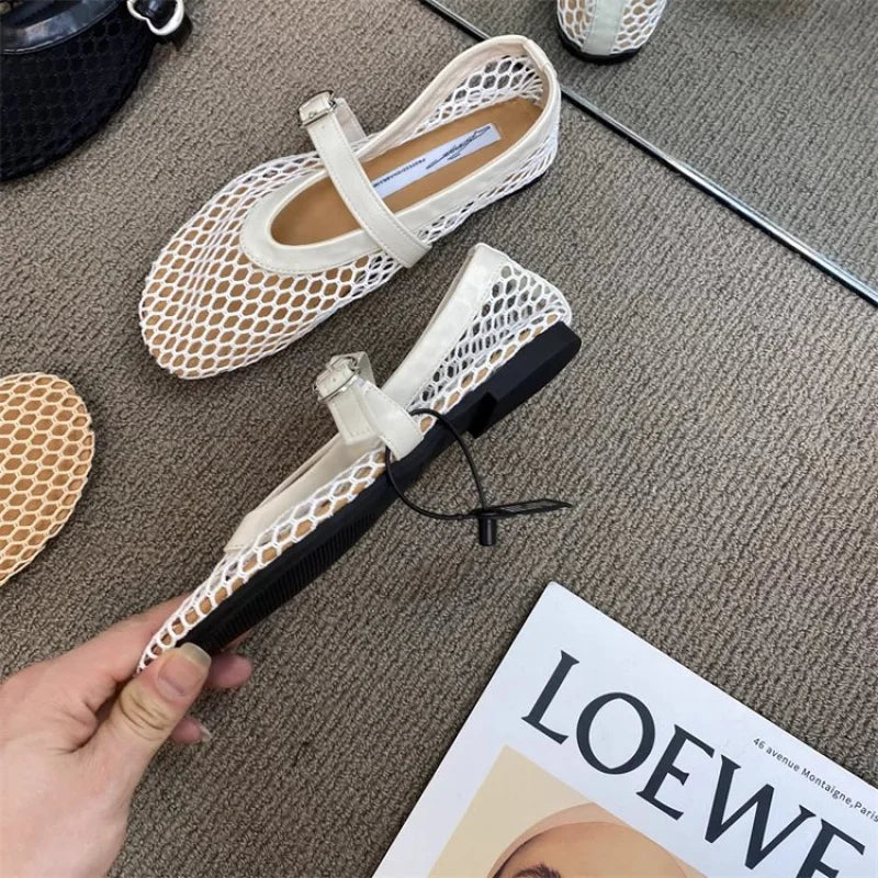 2025 Nieuwe platte balletschoenen voor dames met holle mesh - Casual mode Veelzijdige ademende visnetsandalen