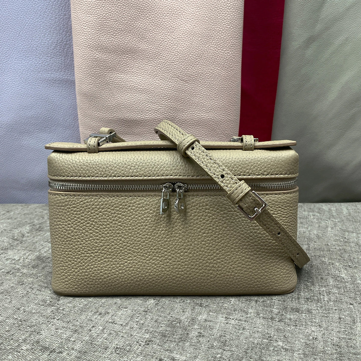 nieuwe lederen LP19 handtas voor mobiele telefoons voor dames. Exclusief voor vrouwen, met een luxe ontwerp en compacte en prachtige ap
